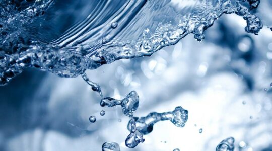 Jakie korzyści przynosi zastosowanie wody demineralizowanej w medycynie?